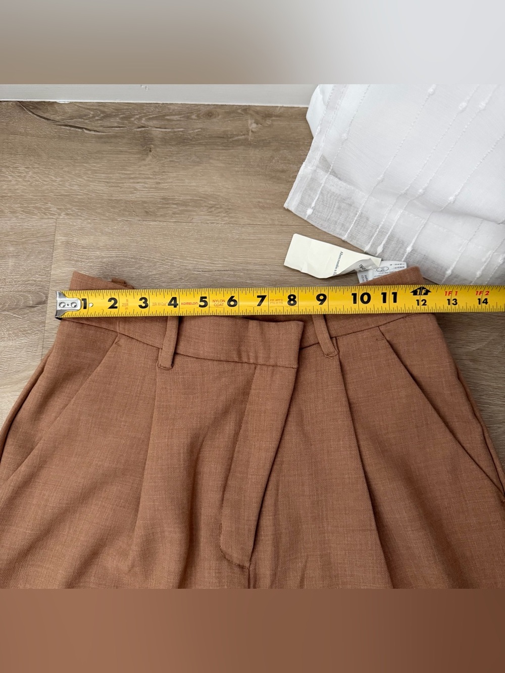 Abercrombie and Fitch Crossover Tailored Ultra Wide Leg Pants in the Brown - Picture 3 of 11